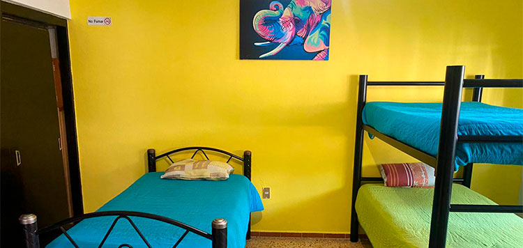 Clinica de Adicciones con jardines